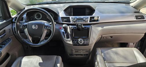 Silver 2015 Honda Odyssey Touring