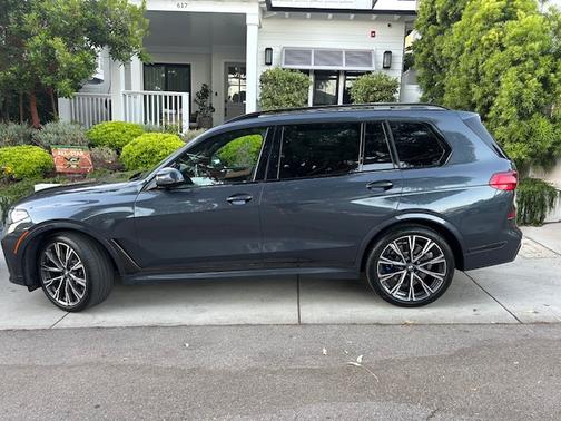 2021 BMW X7 xDrive40i