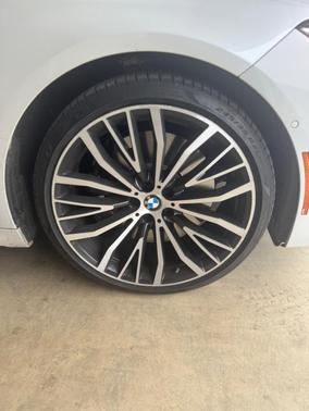 White 2022 BMW 750 i xDrive