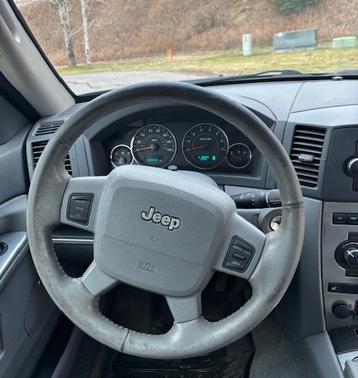 2007 Jeep Grand Cherokee Laredo