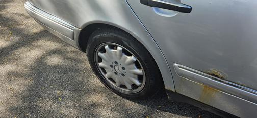 1999 Mercedes-Benz E-Class E320