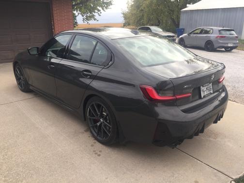 2025 BMW M340 i xDrive