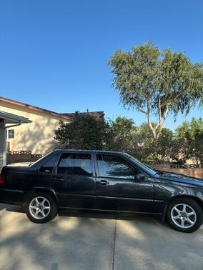 1998 Volvo S70 Base