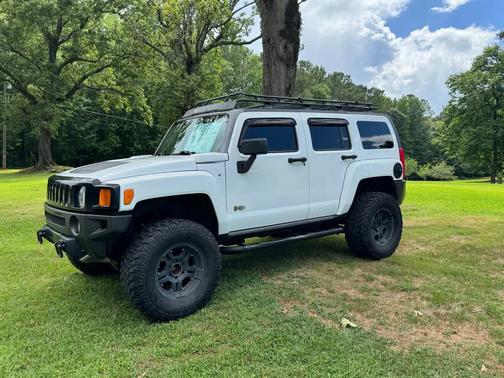 2008 Hummer H3 Base
