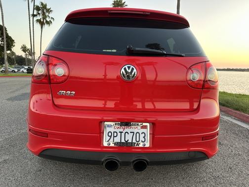 2008 Volkswagen R32 Base