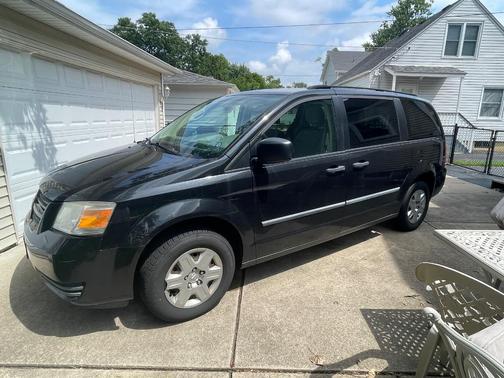 Black 2008 Dodge Grand Caravan SE