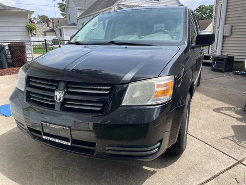 Black 2008 Dodge Grand Caravan SE