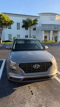 Gray 2022 Hyundai VENUE SE