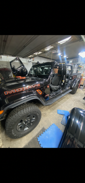 Black 2021 Jeep Gladiator Mojave