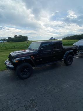 Black 2021 Jeep Gladiator Mojave