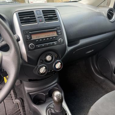 Blue 2014 Nissan Versa Note S
