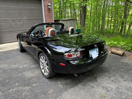 2008 Mazda MX-5 Miata Grand Touring Hardtop Convertible
