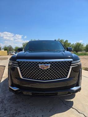 2022 Cadillac Escalade Luxury