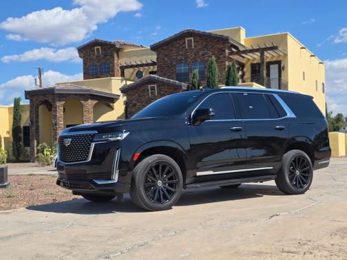 2022 Cadillac Escalade Luxury