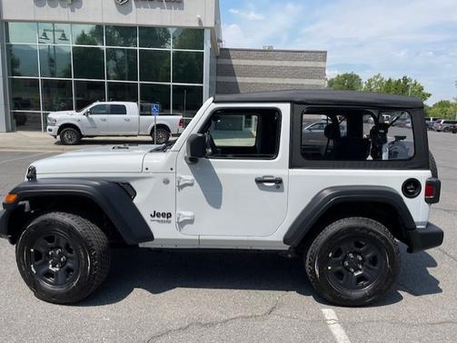 2021 Jeep Wrangler Sport