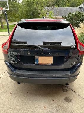 Blue 2013 Volvo XC60 T6