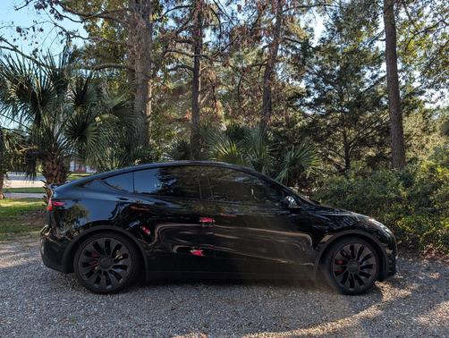 Black 2024 Tesla Model Y Performance