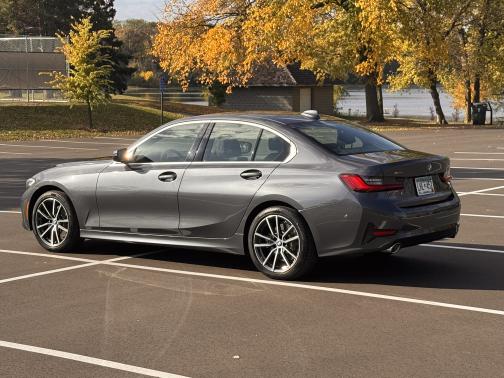 2020 BMW 330 i xDrive
