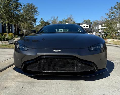 2019 Aston Martin Vantage Base
