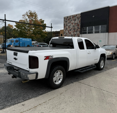 White 2011 Chevrolet Silverado 1500 LT