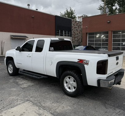 White 2011 Chevrolet Silverado 1500 LT