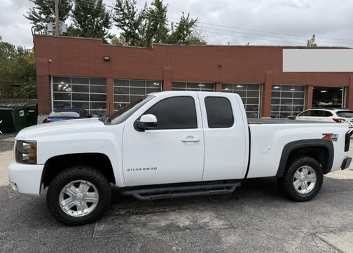 White 2011 Chevrolet Silverado 1500 LT