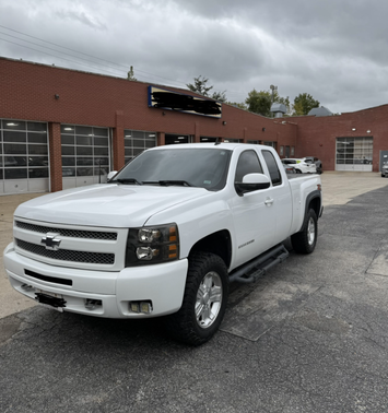 White 2011 Chevrolet Silverado 1500 LT