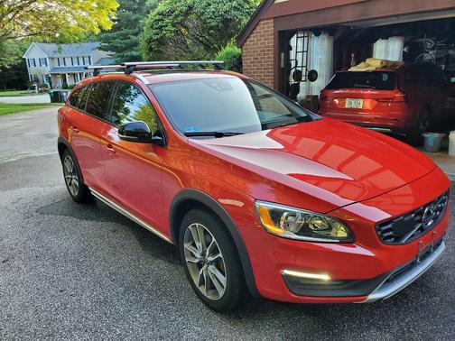 Red 2018 Volvo V60 Cross Country T5