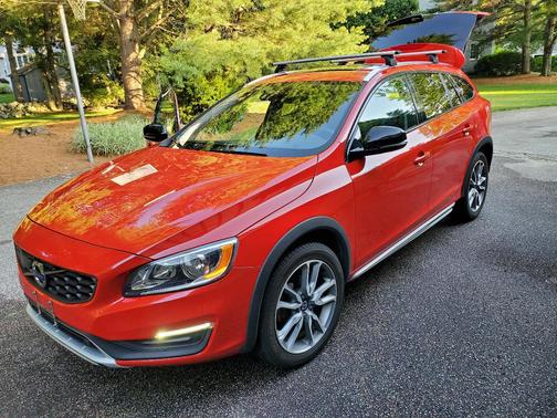 Red 2018 Volvo V60 Cross Country T5