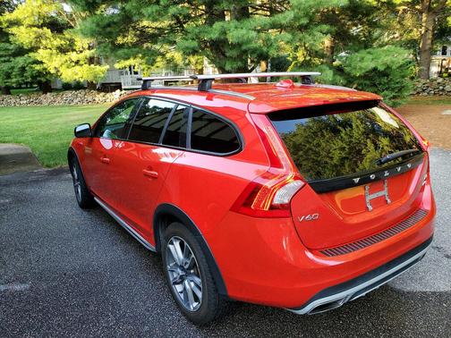 Red 2018 Volvo V60 Cross Country T5