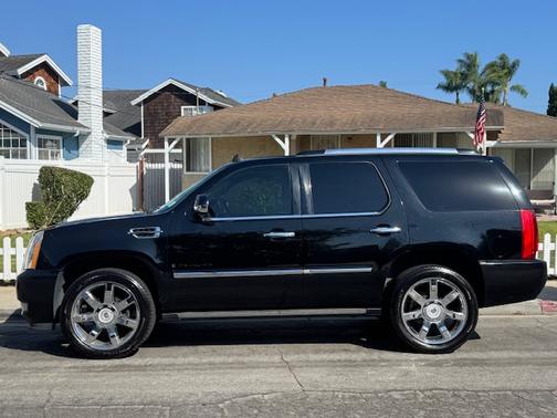 2008 Cadillac Escalade Base