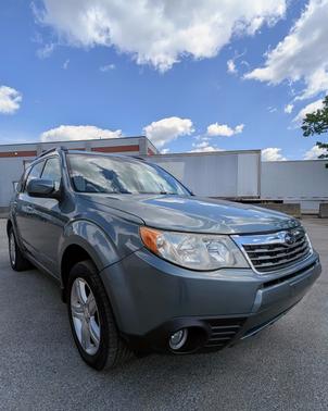 Green 2010 Subaru Forester 2.5 X Premium