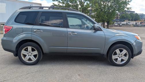 Green 2010 Subaru Forester 2.5 X Premium