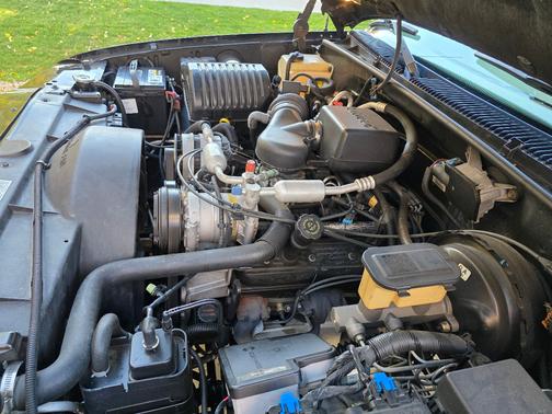 2000 Cadillac Escalade 4WD