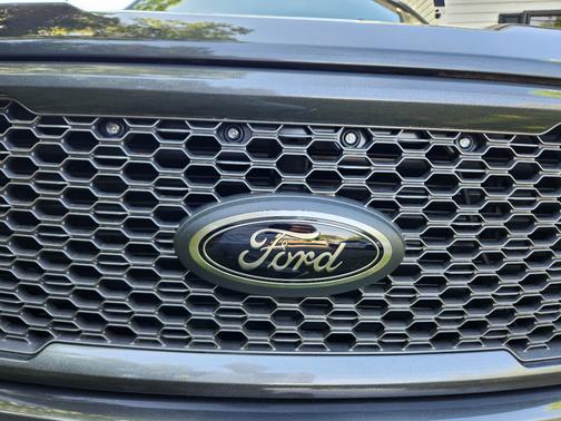 Gray 2019 Ford F-150 Lariat