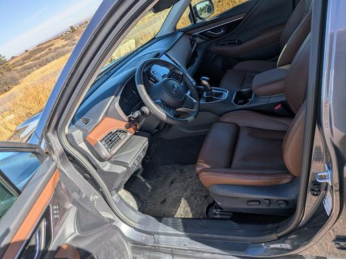 2025 Subaru Outback Touring XT