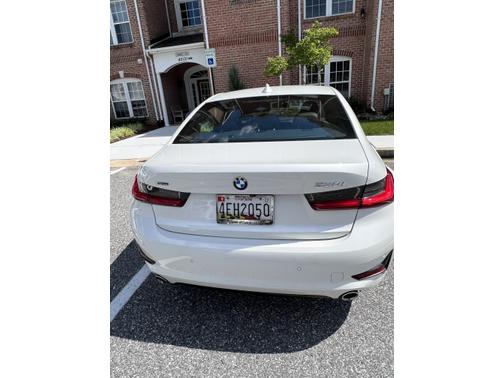Photo 3 of 20 of 2020 BMW 330 i xDrive