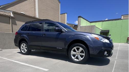 2014 Subaru Outback 2.5i Premium