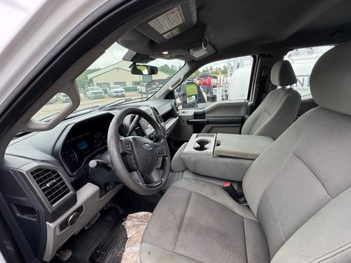 White 2022 Ford F-350 XL