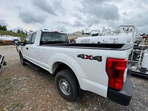 White 2022 Ford F-350 XL