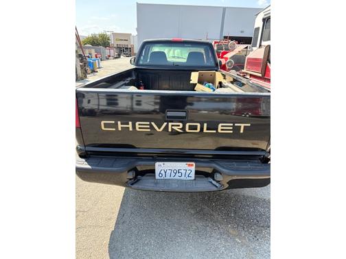 2002 Chevrolet S-10 Base