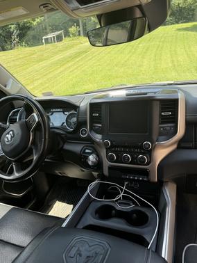 Black 2022 RAM 1500 Laramie