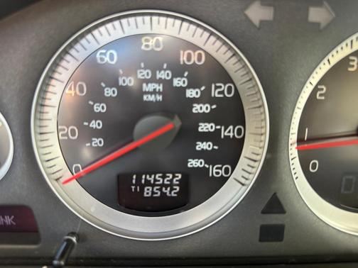Silver 2013 Volvo XC90 3.2