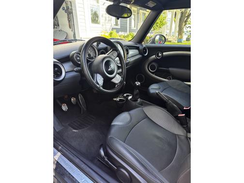 2010 MINI Cooper S Base
