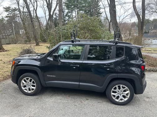 Black 2016 Jeep Renegade Latitude