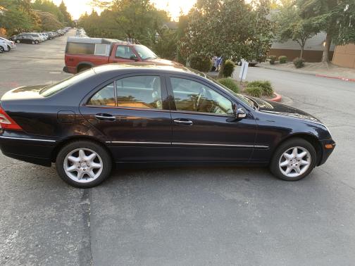 2002 Mercedes-Benz C-Class C320