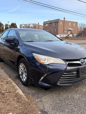 2017 Toyota Camry Hybrid LE