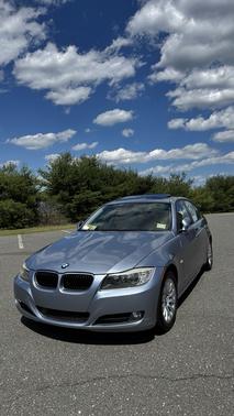 Blue 2009 BMW 328 i