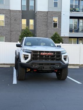 2024 GMC Canyon AT4X