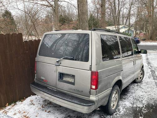 2004 Chevrolet Astro Base